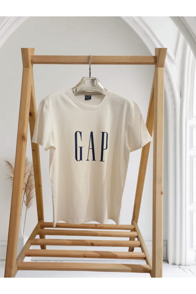 Beyaz Üzeri Lacivert Gap Detaylı  Yetişkin T-shirt