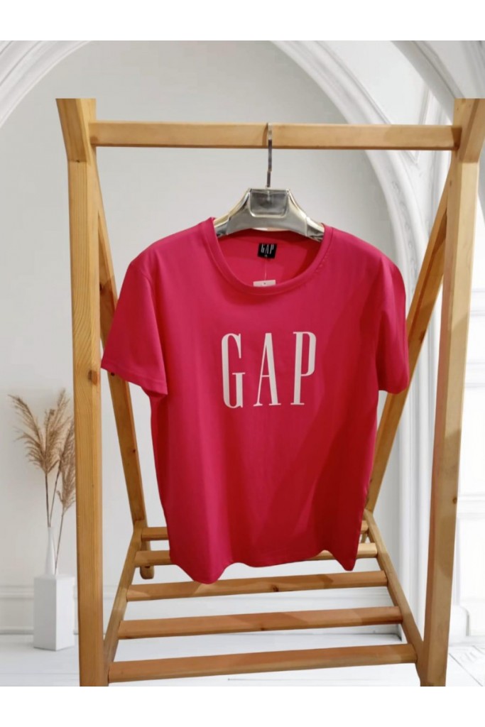 Pembe Üzeri Beyaz Gap Detaylı Yetişkin T-Shirt